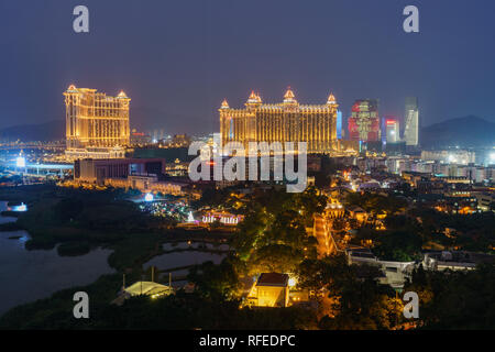 Nacht Luftbild der Galaxy Macau von Taipa Grande Stockfoto