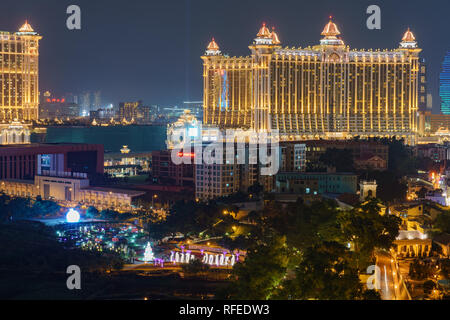 Nacht Luftbild der Galaxy Macau von Taipa Grande Stockfoto