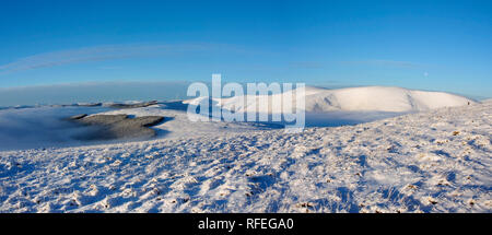 Blick aus einem verschneiten Nether Oliver Dod, in der Nähe der Tweedsmuir, Southern Uplands, Schottland Stockfoto