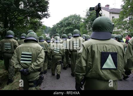 DEU Deutschland Weeze: die Polizei, die Ausübung der deutschen und niederländischen Polizei Einheiten. Stockfoto