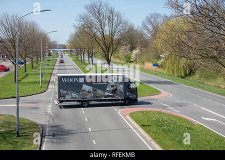 Hauptstraße in Lelystad, die Hauptstadt der niederländischen Provinz Flevoland Stockfoto