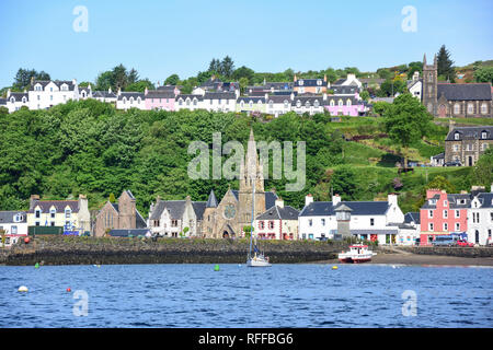 Blick auf den Hafen, Tobermory, Isle of Mull, Inner Hebriden, Argyll und Bute, Schottland, Vereinigtes Königreich Stockfoto