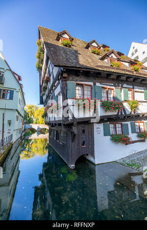 Ulm, Altstadt, das Hotel Schiefes Haus, Fachwerkbau aus dem 14. Jahrhundert, Balatonfüred am Fluss Große Blau, Stockfoto