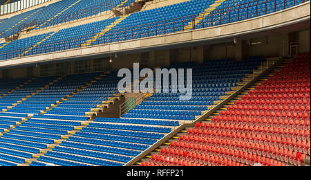 Auf den Tribünen von San Siro Stadion. Mailand, Italien Stockfoto