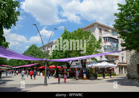 Fußgängerzone, boulevard Shen Gjergji, Stadtzentrum, Korca, Albanien, Korça Stockfoto