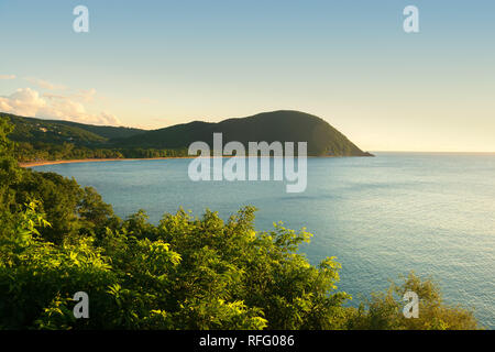 Grande Anse Beach Sicht am Abend, Guadeloupe, French West Indies. Stockfoto