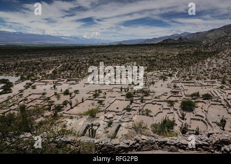 Die Ruinen von Quilmes ist ein Präkolumbianischen archäologischen Stätte in der calchaquí Täler, Provinz Tucumán, Argentinien. Stockfoto