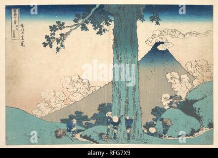 Mishima Pass in Kai Provinz (Koshu Mishima goe), aus der Serie 36 Ansichten des Berges Fuji (Fugaku sanjurokkei). Künstler: Katsushika Hokusai (Japanisch, Tokyo (EDO) 1760-1849 Tokyo (EDO)). Kultur: Japan. Abmessungen: 9 3/5 x 14 3/8 in. (24,4 x 36,5 cm). Datum: Ca. 1830-32. Museum: Metropolitan Museum of Art, New York, USA. Stockfoto
