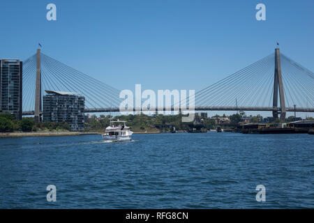 Australien, New South Wales, Sydney, Anzac Bridge, Johnstons Bay Stockfoto
