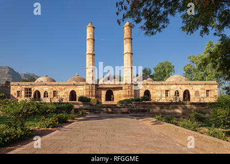 Champaner, India-December Pavagadh, Gujarat, 07, 2014 - Ansicht von Sahar Ki Masjid Vom Zentrum Stockfoto