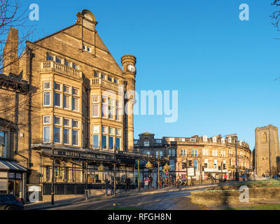 Winter Sonnenuntergang an Bettys in Harrogate, North Yorkshire England Stockfoto