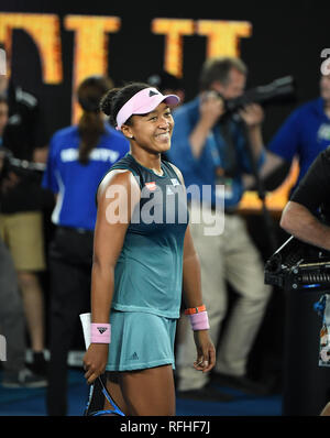 Melbourne, Australien. 26 Jan, 2019. Naomi Osaka Japan reagiert, nachdem der Damen Finale zwischen Naomi Osaka in Japan und Petra Kvitova der tschechischen Republik 2019 Australian Open in Melbourne, Australien, Jan. 26, 2019. Credit: Lui Siu Wai/Xinhua/Alamy leben Nachrichten Stockfoto