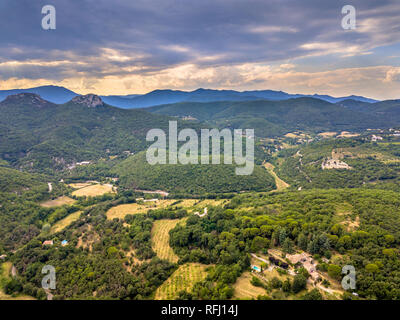 Antenne Landschaft der Cevennen in der Nähe von Monoblet, Südfrankreich. Stockfoto