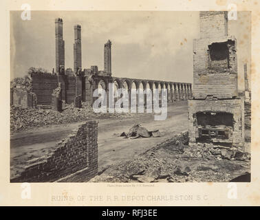 Ruinen der R.R. Depot, Charleston, South Carolina. Artist: George N. Barnard (American, 1819-1902). Datum: 1860. Museum: Metropolitan Museum of Art, New York, USA. Stockfoto