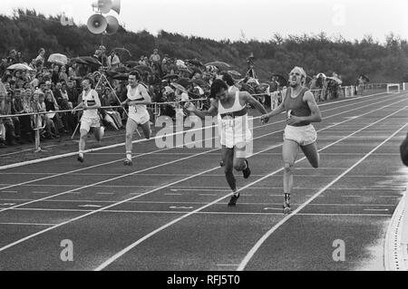 Atletiekinterland Nederland, Germany B, Belgie op Papendal Toine van de Bestanddeelnr Goolb, 927-3804. Stockfoto