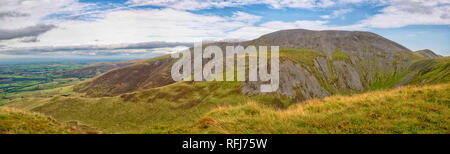 Einen herrlichen Blick auf den Berg Skiddaw von Ullock Hecht in den Lake District National Park. Stockfoto