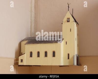 Aulnois sous Vertuzey (Meuse) Église Saint-Sébastien Maquette. Stockfoto