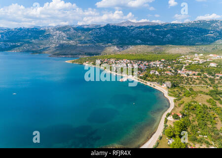 Podstrana, unter dem Berg Velebit Stockfoto