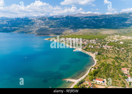 Podstrana, unter dem Berg Velebit Stockfoto