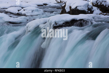 Detail der Godafoss Wasserfall mit einer langen Belichtungszeit, Island Stockfoto