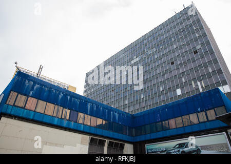 London, Großbritannien. 25. Januar, 2019. Ein Detail der Elephant und Castle Shopping Center in Southwark. Pläne, das Einkaufszentrum zu demolieren wurden formell Stockfoto