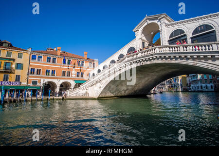 Rialto Brücke, Ponte di Rialto, ein Steinbogen Brücke über den Canal Grande Canale Grande Stockfoto