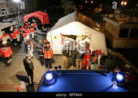 Katastrophenschutz Übung (Simulation eines terroristischen Angriffs), Essen, Nordrhein-Westfalen Stockfoto