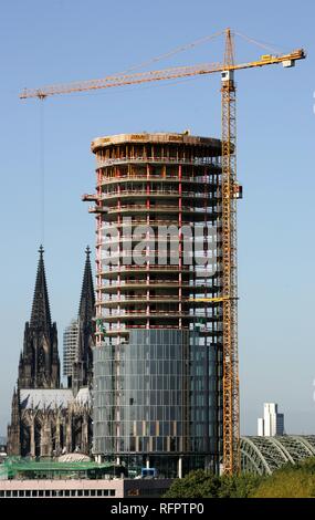 Bau von einem Hochhaus in der Nähe von Kölner Dom, Deutz, Köln, Nordrhein-Westfalen, Deutschland Stockfoto