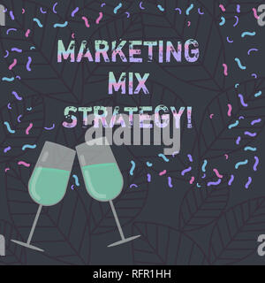 Konzeptionelle Handschrift zeigt Marketing-mix Strategie. Business Foto Text Satz von Regierbaren taktischen Marketing Tool Company aufgefüllt Wein Glas-LWL Stockfoto