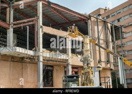 Malaga, Spanien - 27. August 2018. Renovierung des Einkaufszentrum Larios Centro aus Malaga, Costa del Sol, Spanien Stockfoto