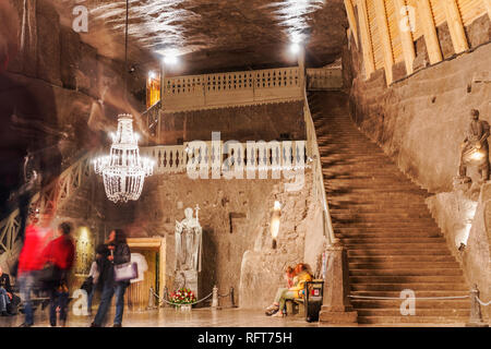 Wieliczka touristische Route, die Kapelle der hl. Kinga Treppe in Kopalnia soli Wieliczka, UNESCO-Weltkulturerbe, Krakau, Polen, Europa Stockfoto