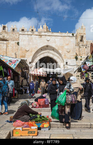 Damaskus Tor, Muslimisches Viertel, Altstadt, UNESCO-Weltkulturerbe, Jerusalem, Israel, Naher Osten Stockfoto