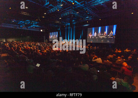 Waterfront Hall, Belfast, UK. 26. Januar 2019. . Was hält die Zukunft für irische Bürger im Norden? Über 1.700 Personen nahmen an der Konferenz teil, wo verschiedene Meinungen über die Zukunft der Insel Irland gesprochen wurden und Leute post Brexit. Eine Zukunft in Irland, wo alle Bürger geschätzt werden und ihre Rechte garantiert und respektiert erstellt werden? Credit: Bonzo/Alamy leben Nachrichten Stockfoto