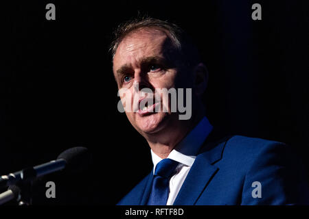 Waterfront Hall, Belfast, UK, 26. Januar 2019. Minister Joe McHugh TD Adressierung der Masse am Jenseits Brexit Konferenz. Was hält die Zukunft für irische Bürger im Norden? Über 1.700 Personen nahmen an der Konferenz teil, wo verschiedene Meinungen über die Zukunft der Insel Irland gesprochen wurden und Leute post Brexit. Eine Zukunft in Irland, wo alle Bürger geschätzt werden und ihre Rechte garantiert und respektiert erstellt werden? Credit: Bonzo/Alamy leben Nachrichten Stockfoto