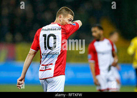 Vvv Venlo Emmen Fussball Niederlandischen Eredivisie Saison 2018 2019 26 01 2019 Covebo Stadion De Koel Emmen Defender Caner Cavlan L Und Vvv Mittelfeldspieler Tino Susic R Stockfotografie Alamy