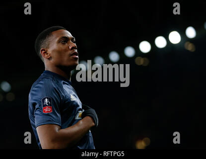 London, Großbritannien. 25 Jan, 2019. Von Manchester United Anthony Martial feiert nach zählen während der FA Cup vierte runde Spiel zwischen Arsenal und Manchester United im Emirates Stadium in London, Großbritannien auf Jan. 25, 2019. Manchester United gewann 3-1. Credit: Han Yan/Xinhua/Alamy leben Nachrichten Stockfoto