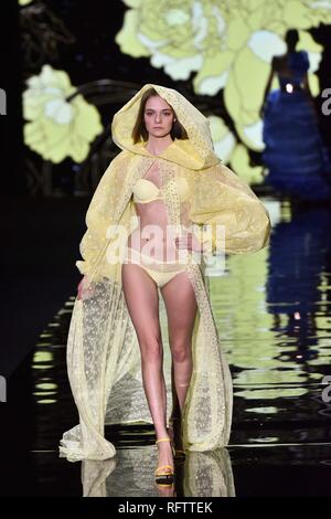 26.01.2019. - mbfw Desfile de Andres Sarda Foto Stockfoto