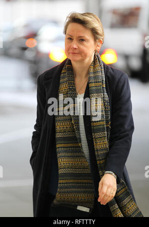 London, Großbritannien, 27. Januar 2019. Yvette Cooper Parlamentsabgeordnete in den BBC-Studios in London gesehen Credit: Stockfoto