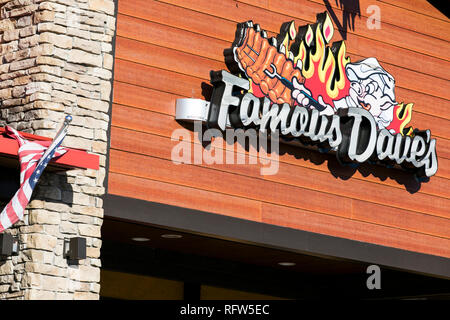 Ein logo Zeichen außerhalb eines berühmten Dave's Restaurant Lage in Woodbridge, Virginia, am 21. Januar 2019. Stockfoto