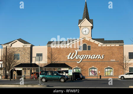 Ein logo Zeichen außerhalb eines Wegmans Food Markets Lebensmittelgeschäft in Frederick, Maryland, am 22. Januar 2019. Stockfoto