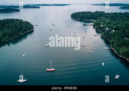 Boote in Northeast Harbor, auf Mount Desert Island, Maine Stockfoto