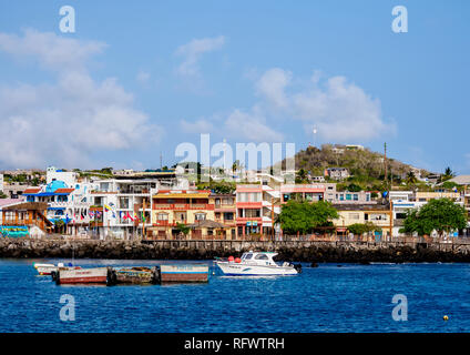 Boote in Puerto Baquerizo Moreno, San Cristobal (Chatham) Island, Galapagos, UNESCO-Weltkulturerbe, Ecuador, Südamerika Stockfoto