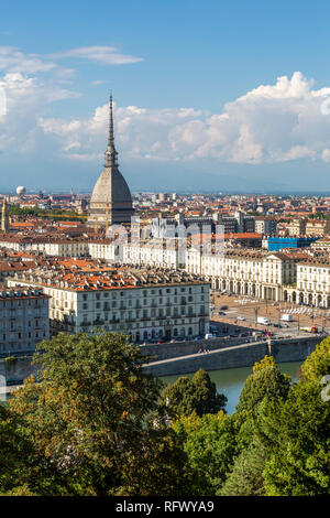 Anzeigen von Turin aus Santa Maria del Monte dei Cappuccini, Turin, Piemont, Italien, Europa Stockfoto