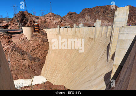 Hoover Dam Wasserkraftwerk an der Grenze zwischen Nevada und Arizona in den Vereinigten Staaten von Amerika Stockfoto