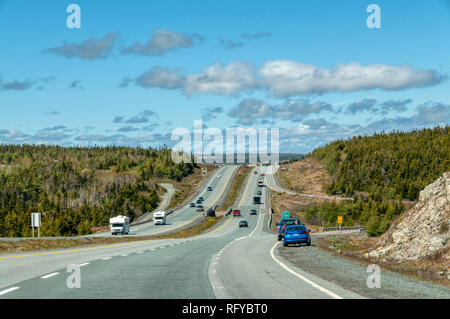 Der Trans-Canada Highway in Neufundland an der Ostküste von Kanada. Es reist, 4.860 Meilen quer durch alle Provinzen zu West Coast. Stockfoto