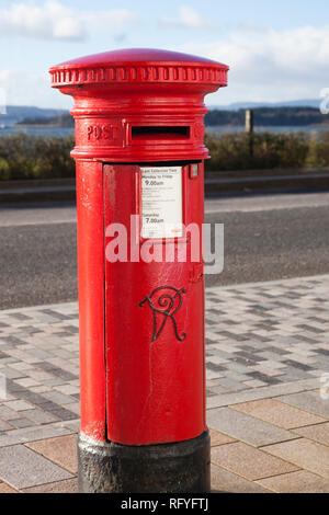 Red Victorian Post Box in Helensburgh, Argyll, Schottland Stockfoto