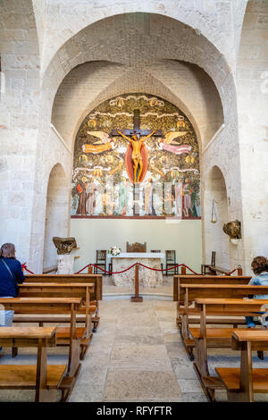 Hochaltar in St. Anthony's Kirche in Alberobello, Apula, Süditalien Stockfoto