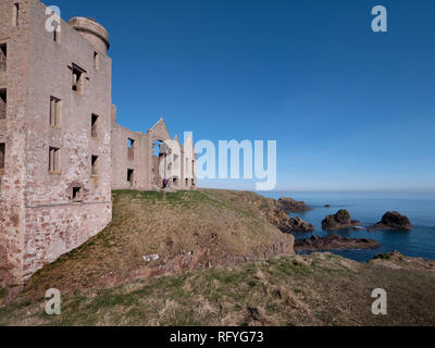 Slains Castle in der Nähe von Cruden Bay, Aberdeenshire, Schottland, Großbritannien. Stockfoto