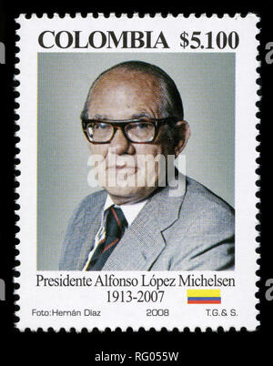 Briefmarke aus Kolumbien in der Präsident Alfonso Lopez Michelsen 1913-2007 Serie in 2008. Stockfoto