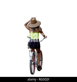 Auf ihren Hut Pura Vida Stil halten. Mädchen im Sommer Bekleidung, Zyklen mit einer Hand Holding hat und Lenkung mit den anderen in Costa Rica. Stockfoto